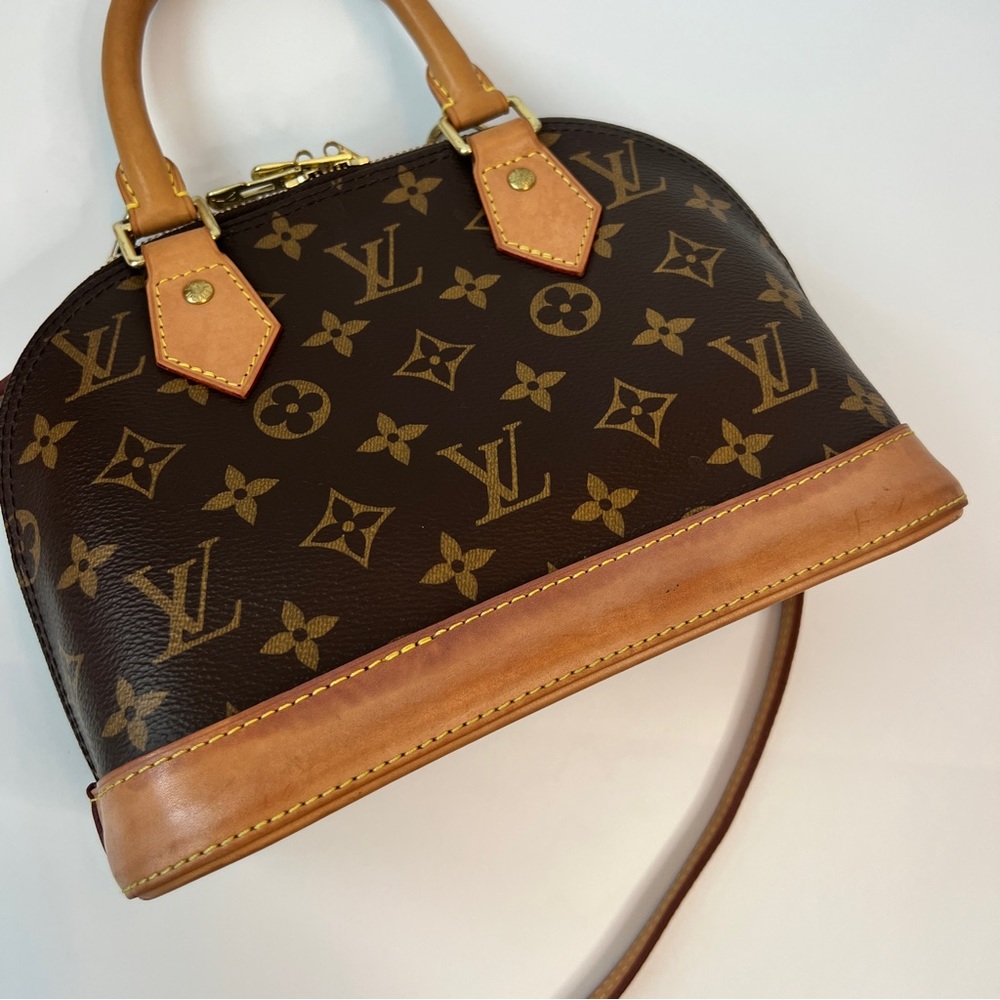 Louis Vuitton Alma BB - Picture 3 of 16